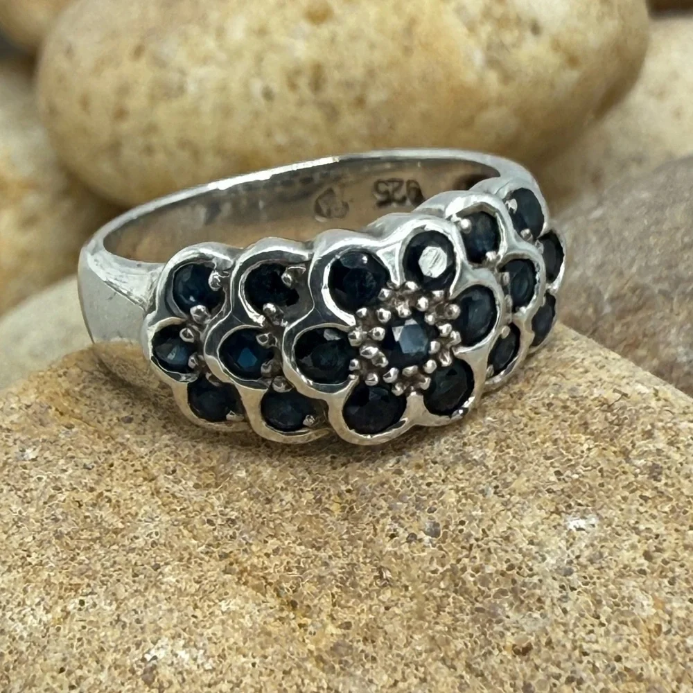 Sterling Silver Black Spinel Floral Band Ring Size 6 EUC